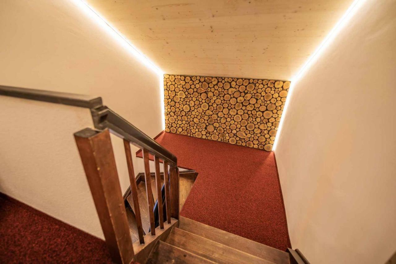 Ansitz Hofer Apartment ฟูลป์เมส ภายนอก รูปภาพ